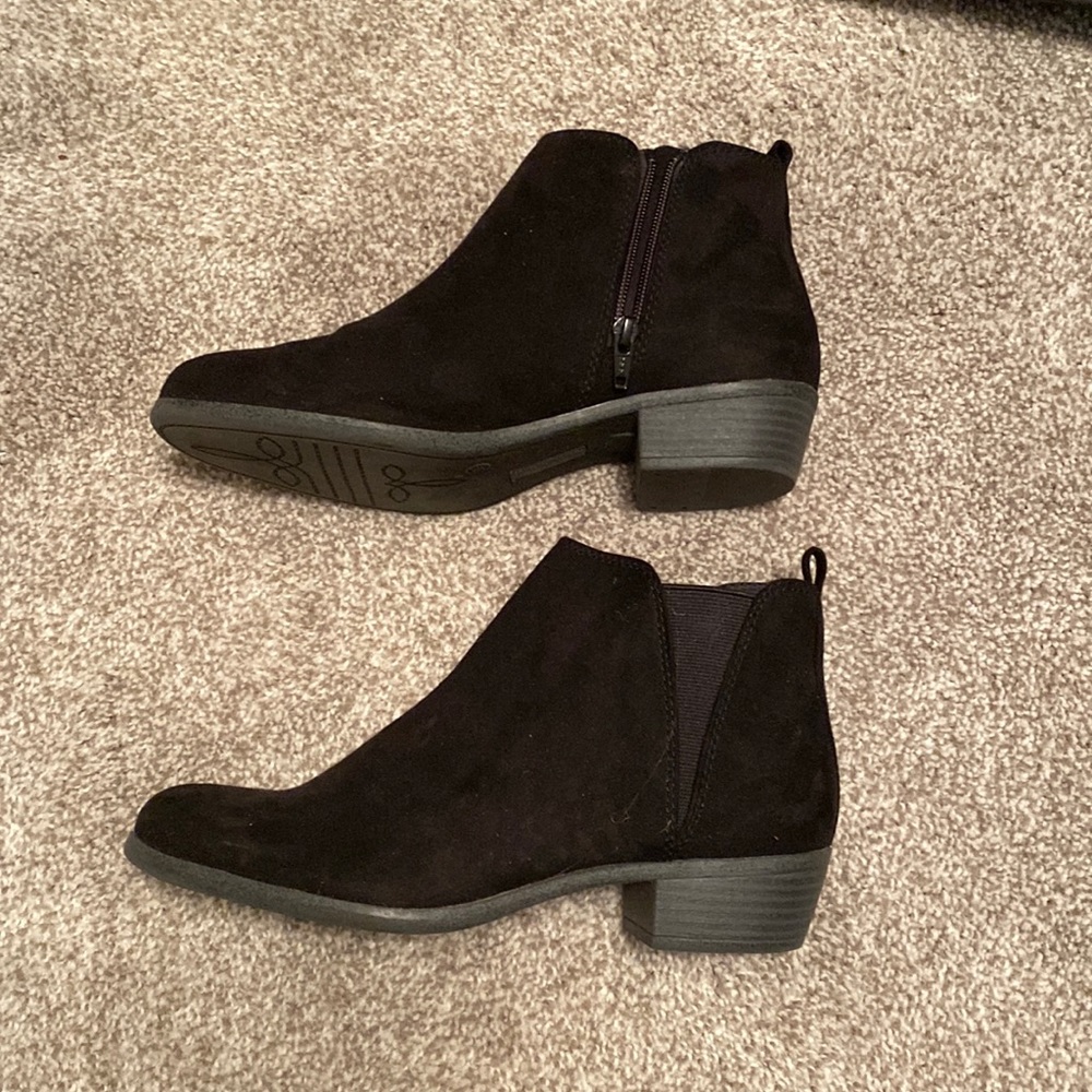 So Black Faux-suede ankle boots
